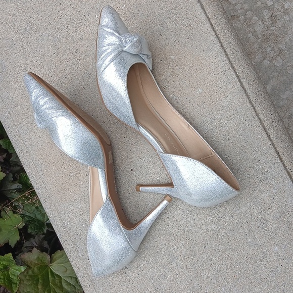Chinese Laundry Silver Women's Olga Pump Size 8.5 - Picture 6 of 12